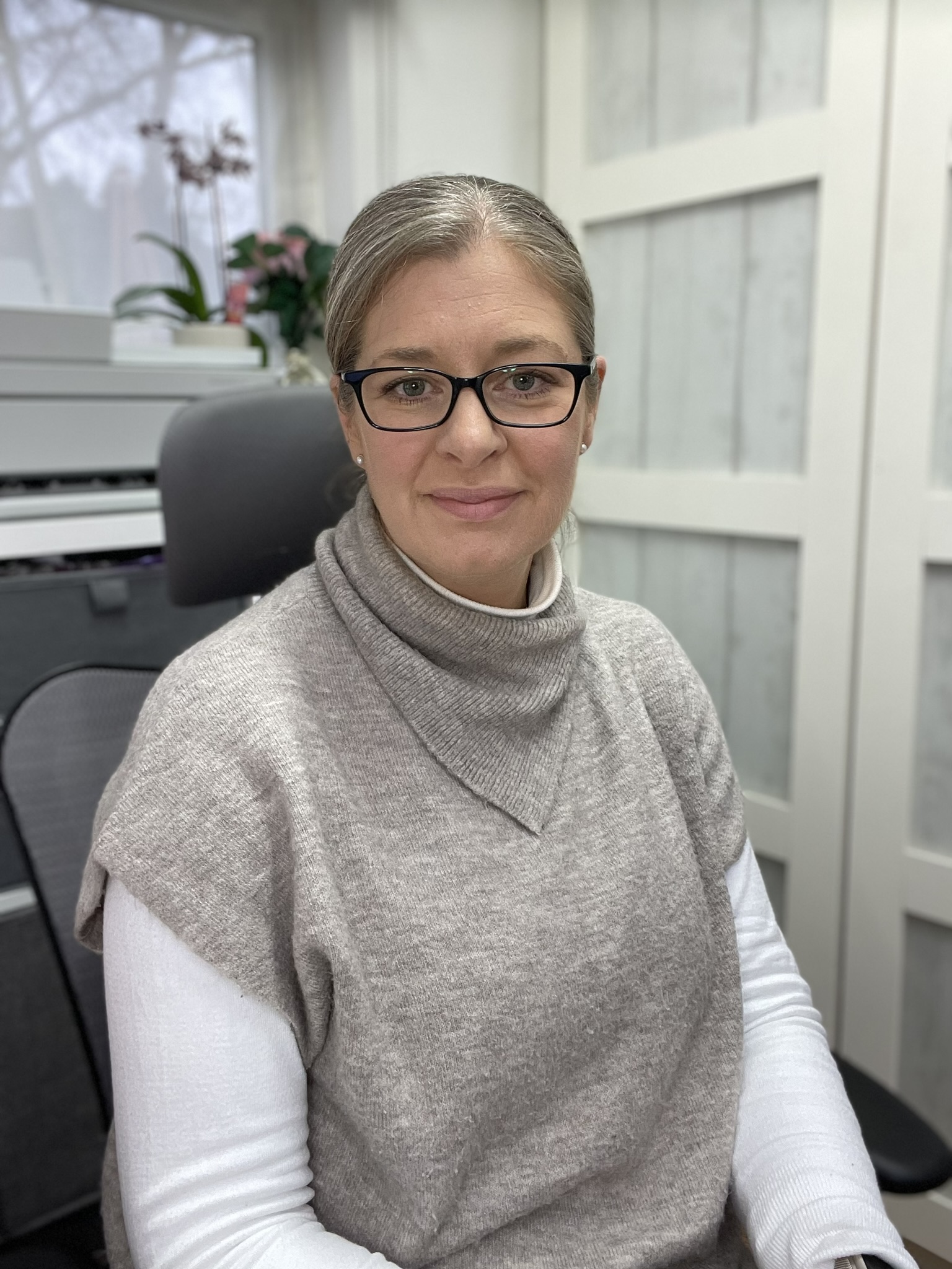 Ruth Dietrich OBM mage of Ruth Dietrich - helping you manage your small business so you can be the CEO
